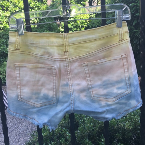 Lost Brand | Multicolored Denim Shorts - Picture 3 of 4